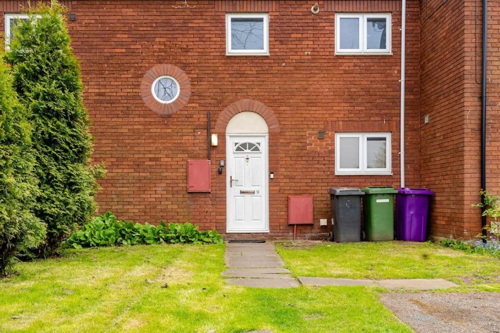 A&S Properties, No Guest Fees, Bank Transfe Deposit Available Wolverhampton Exteriér fotografie